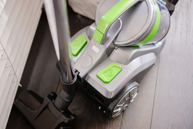 Resigilat - Aspirator 700W Teesa Vacuum Green