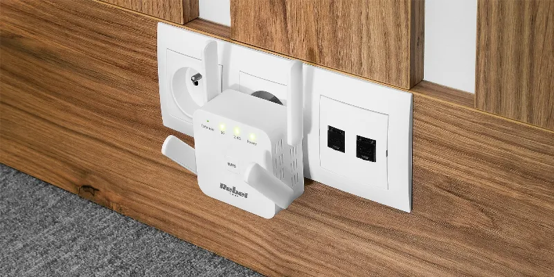 Repeater Wi-Fi dual band 2.4 GHz / 5 GHz Rebel
