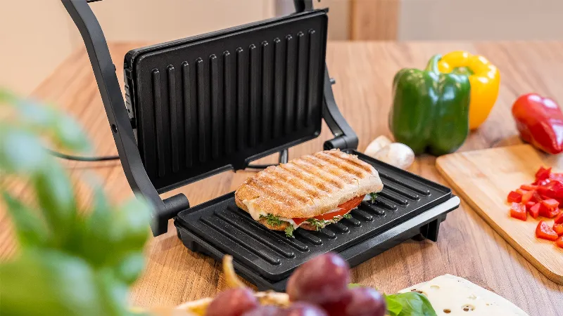 Sandwich Maker Panini 1000W Teesa