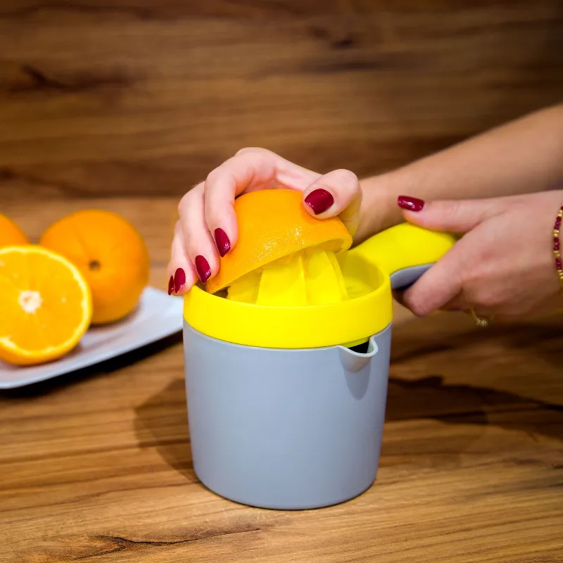 Storcator manual pentru citrice Teesa 500 ml