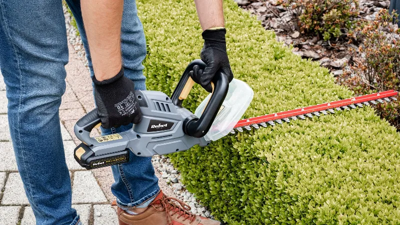 Trimmer de gard viu cu acumulator Rebel RB-5001