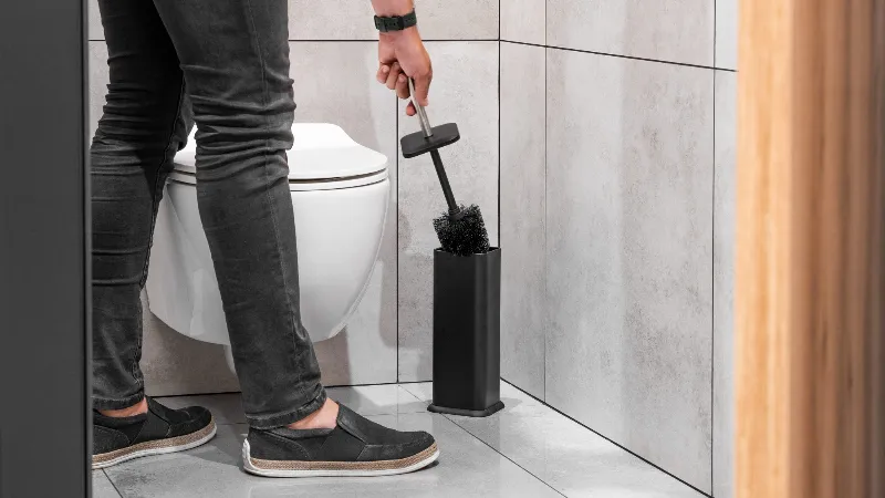 Perie WC neagra Teesa