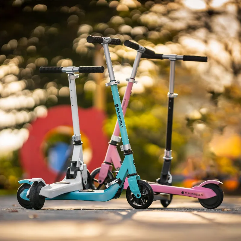 Trotineta electrica pentru copii Fun Wheels albastra