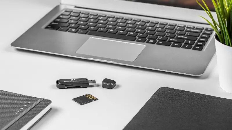 Cititor carduri micro SD USB 3.0 Rebel
