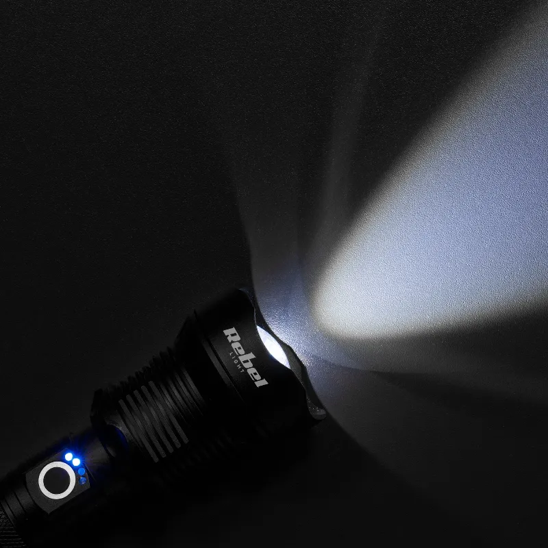 Lanterna 20W cu 2 Acumulatori 26650 Rebel