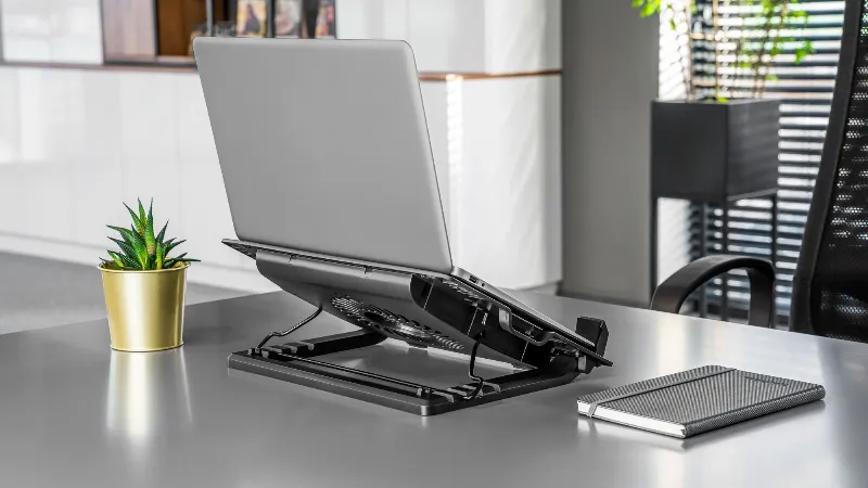 Suport Laptop 14-17 Inch Rebel