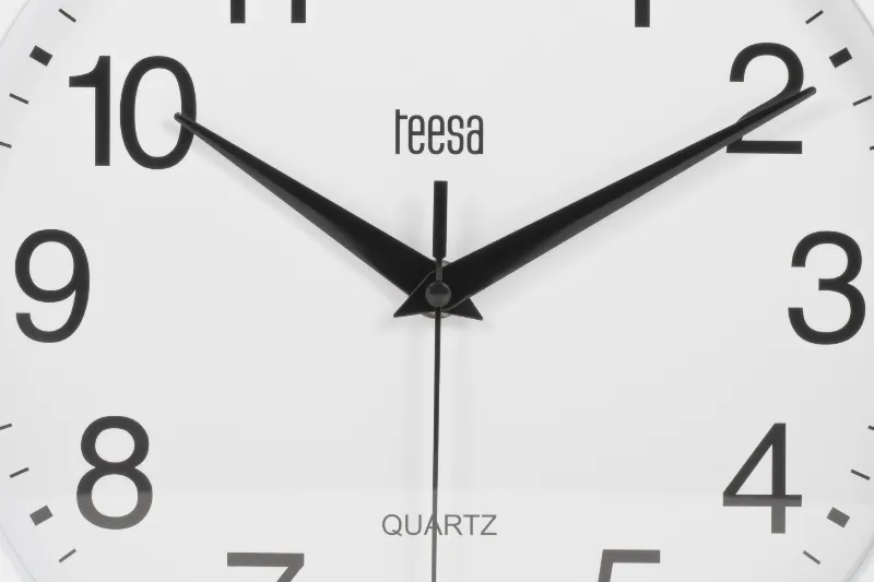 Ceas de perete Teesa 25 cm alb