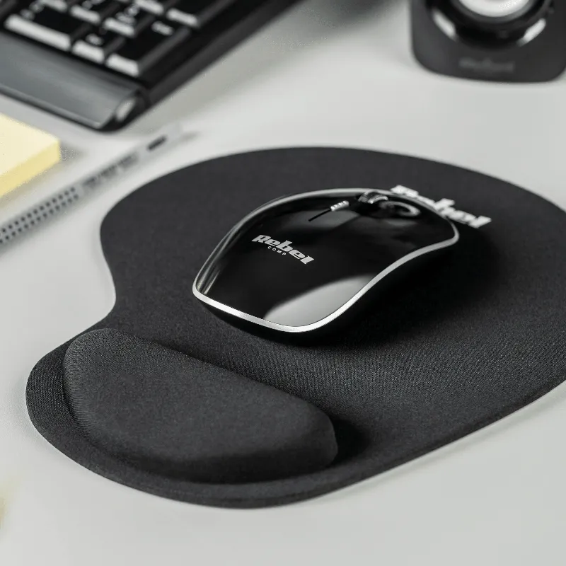 Covoras pentru mouse cu suport gel Rebel